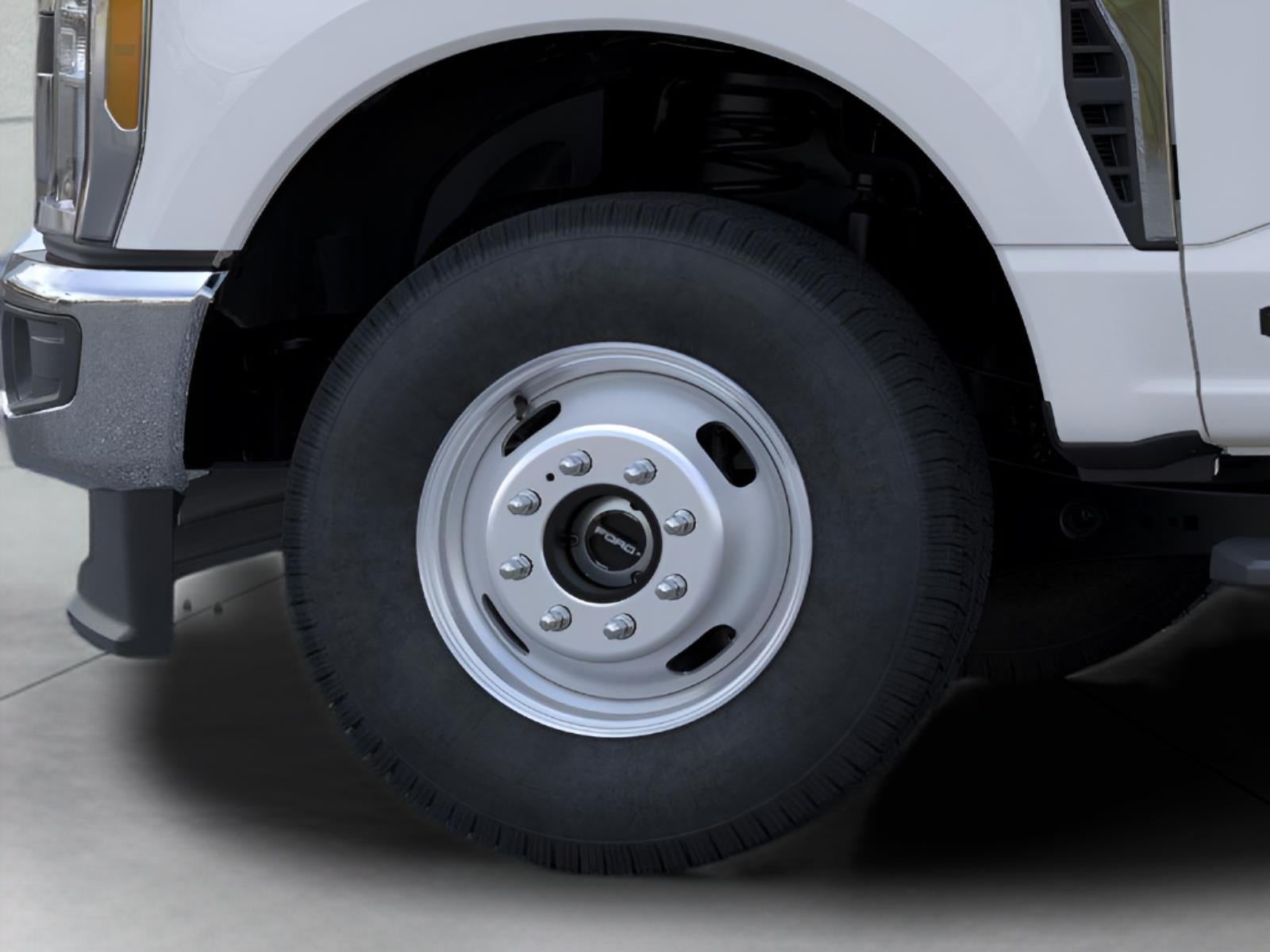 2026 Ford Super Duty F-350 DRW XL