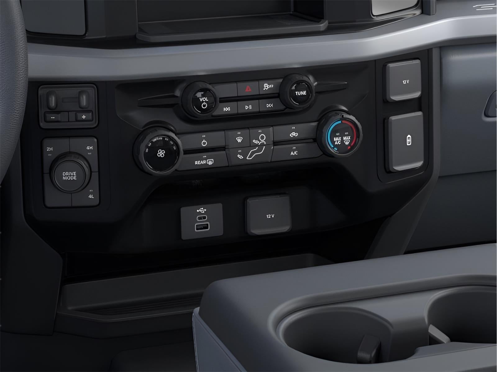 2026 Ford Super Duty F-350 DRW Lariat