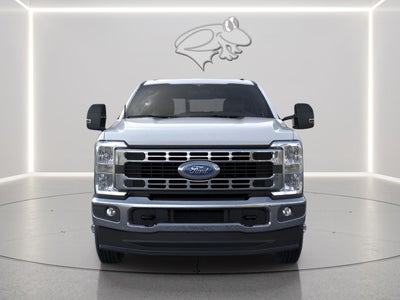 2026 Ford Super Duty F-350 DRW Lariat CHASSIS ONLY