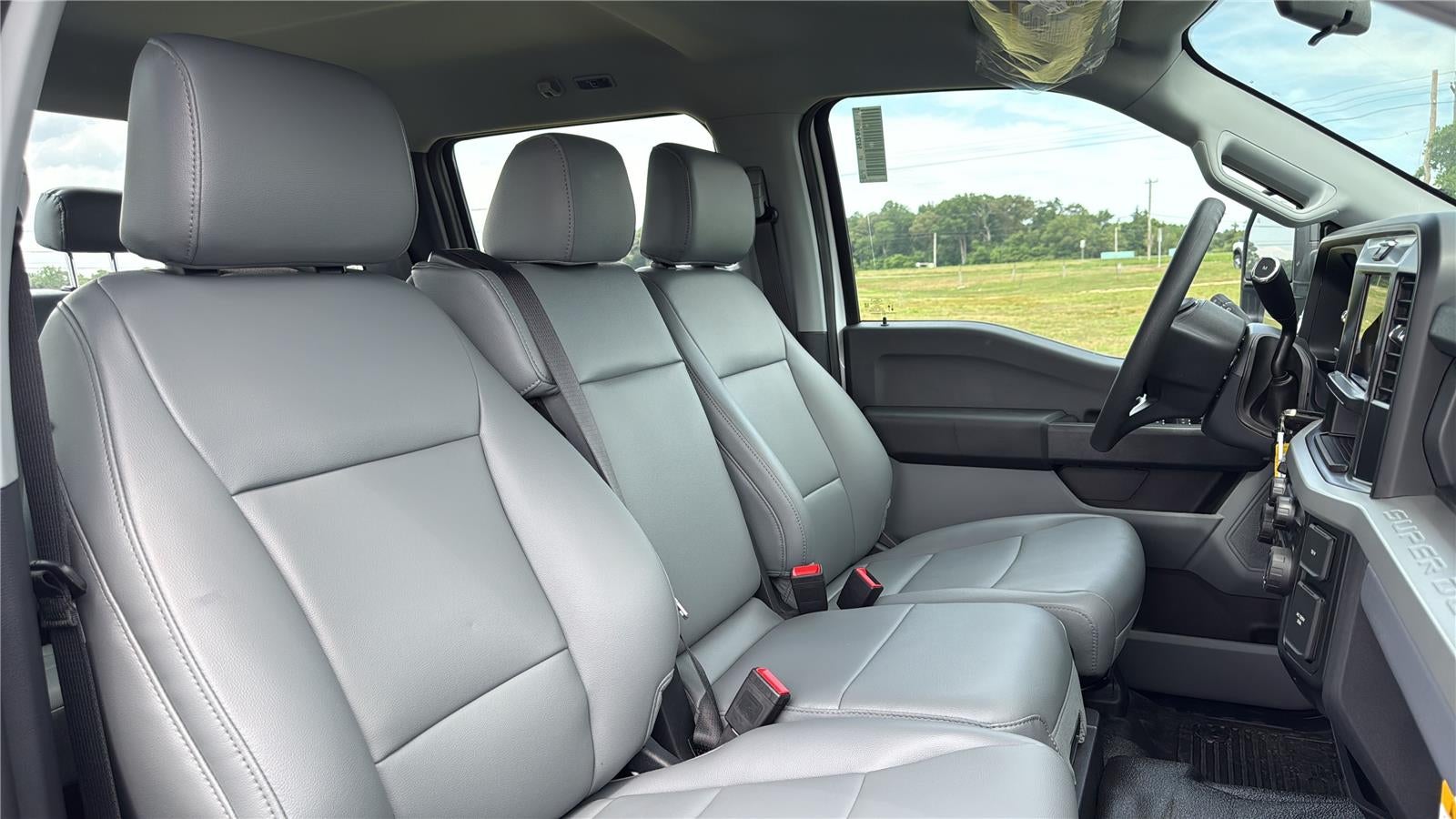 2026 Ford Super Duty F-450 DRW XL CHASSIS ONLY
