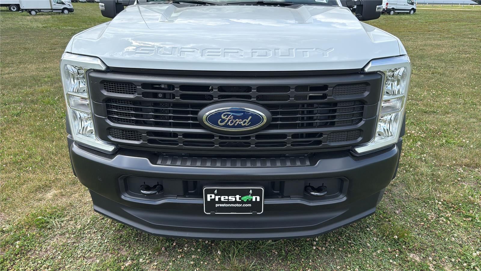 2026 Ford Super Duty F-450 DRW XL CHASSIS ONLY