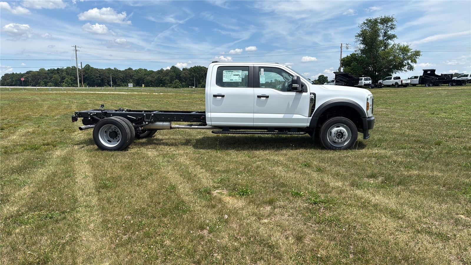 2026 Ford Super Duty F-450 DRW XL CHASSIS ONLY