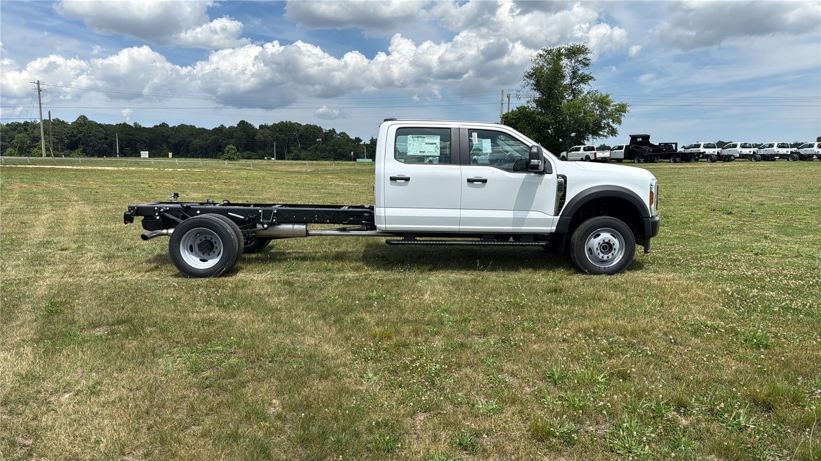 2026 Ford Super Duty F-450 DRW XL CHASSIS ONLY