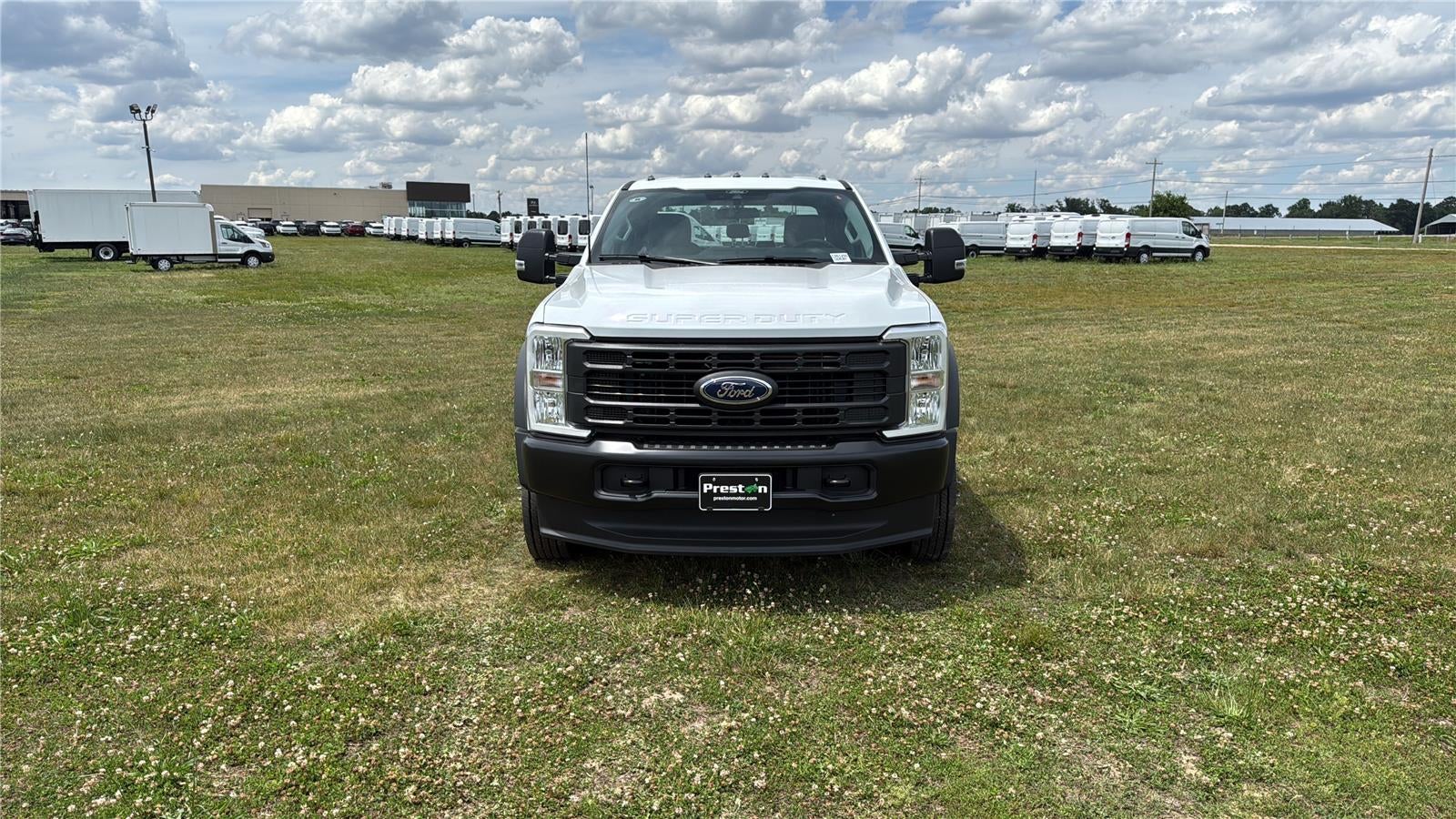 2026 Ford Super Duty F-450 DRW XL CHASSIS ONLY