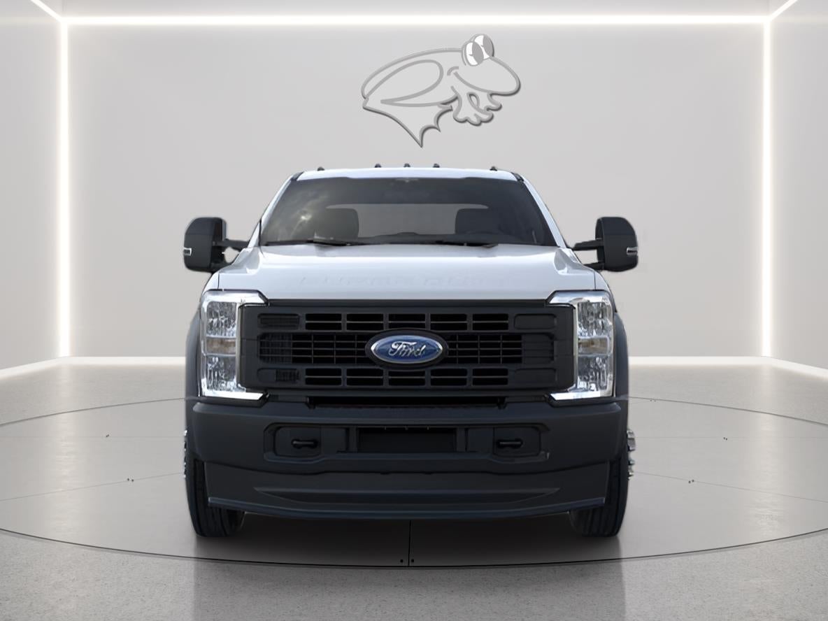 2026 Ford Super Duty F-450 DRW XL CHASSIS ONLY