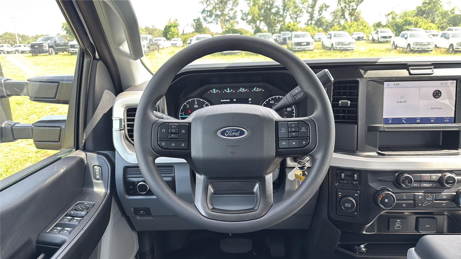 2026 Ford Super Duty F-450 DRW XL CHASSIS ONLY