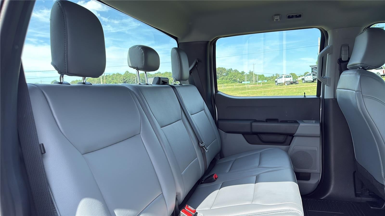 2026 Ford Super Duty F-450 DRW XL CHASSIS ONLY