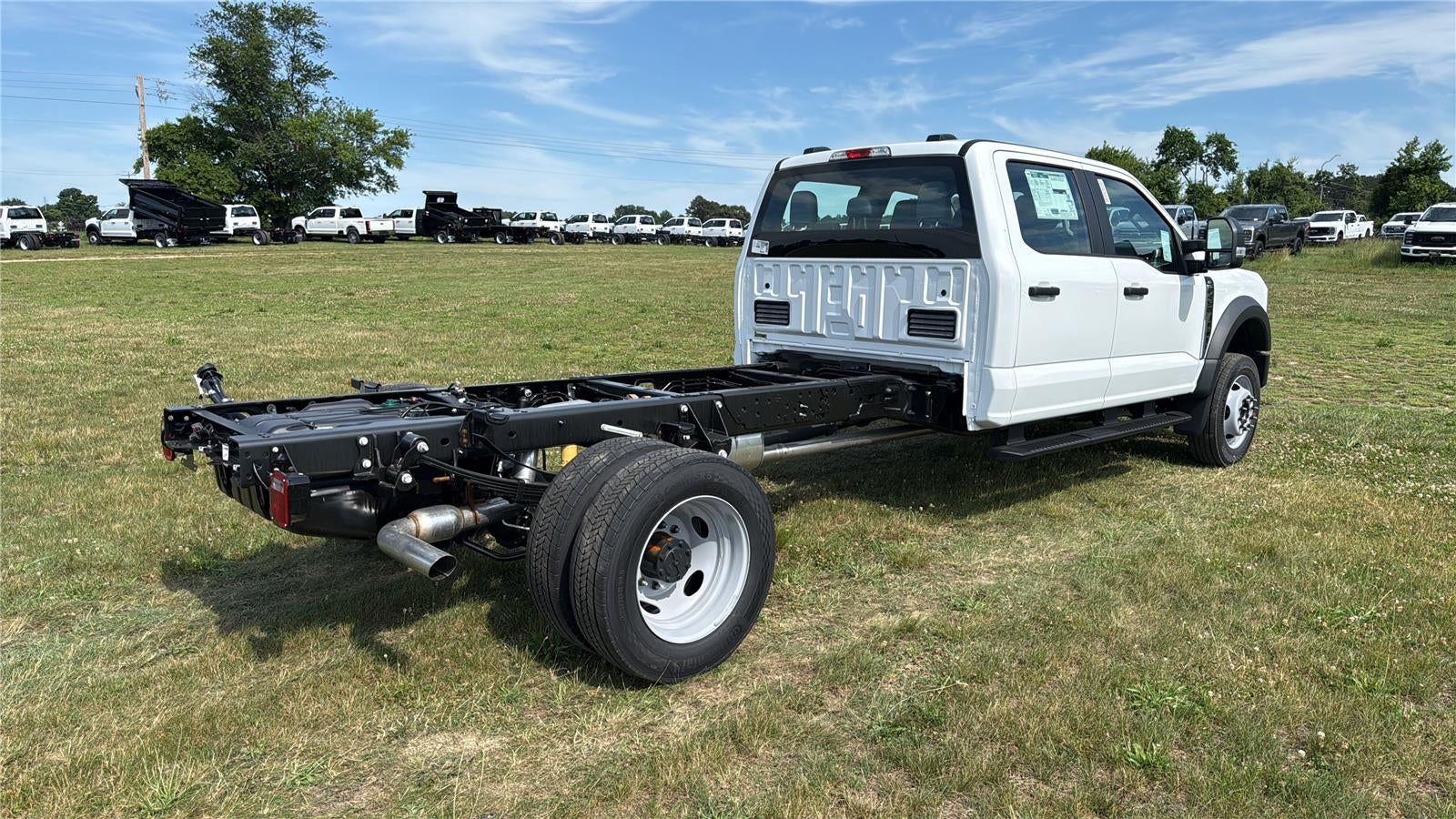 2026 Ford Super Duty F-450 DRW XL CHASSIS ONLY
