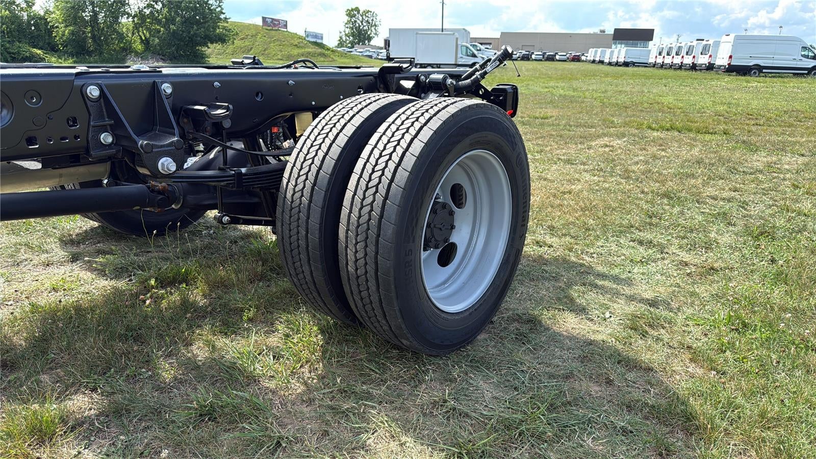 2026 Ford Super Duty F-450 DRW XL CHASSIS ONLY