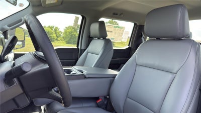 2026 Ford Super Duty F-450 DRW XL CHASSIS ONLY