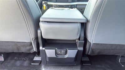 2026 Ford Super Duty F-450 DRW XL CHASSIS ONLY
