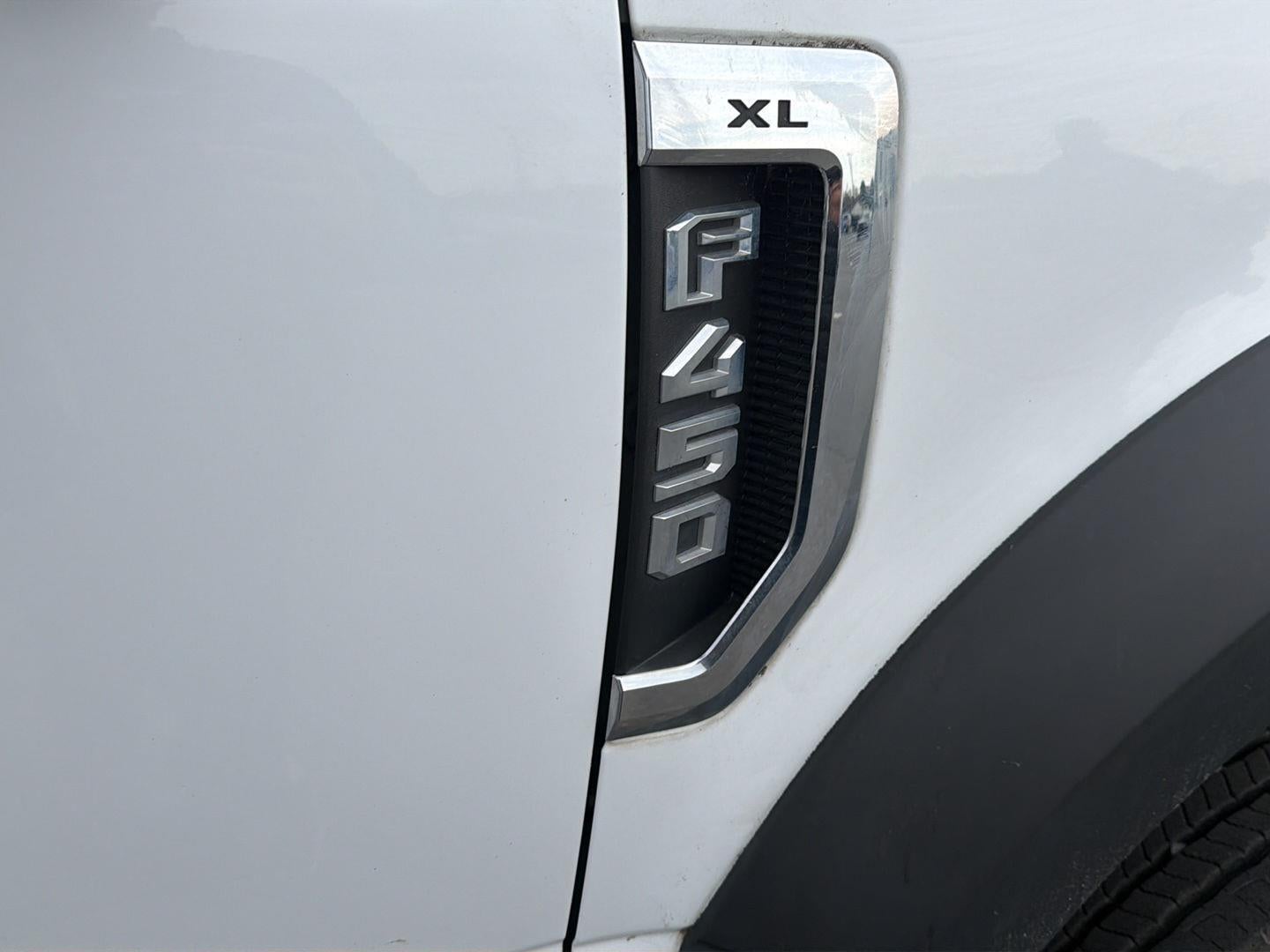 2018 Ford Super Duty F-450 DRW XL