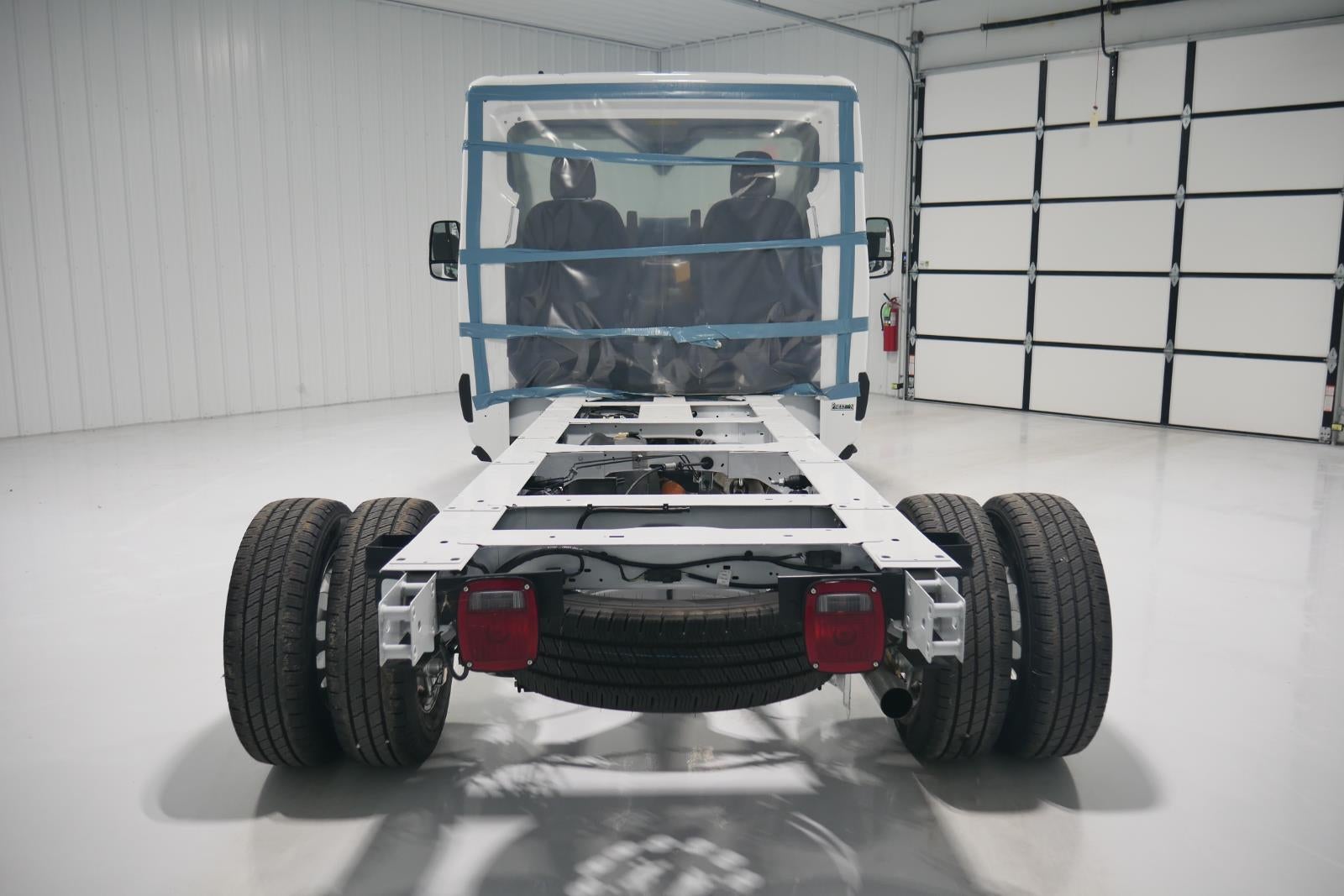 2024 Ford Transit Cutaway 14' DURACUBE ALUMINUM BODY ROLL UP DOOR