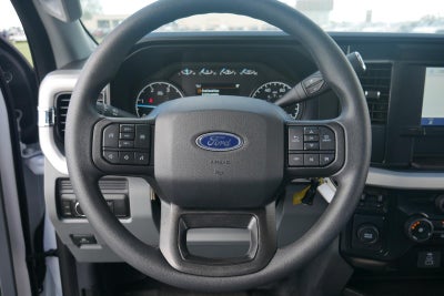 2025 Ford Super Duty F-550 DRW XL