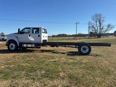 2024 Ford F-750 Straight Frame CHASSIS ONLY 260 WHEELBASE