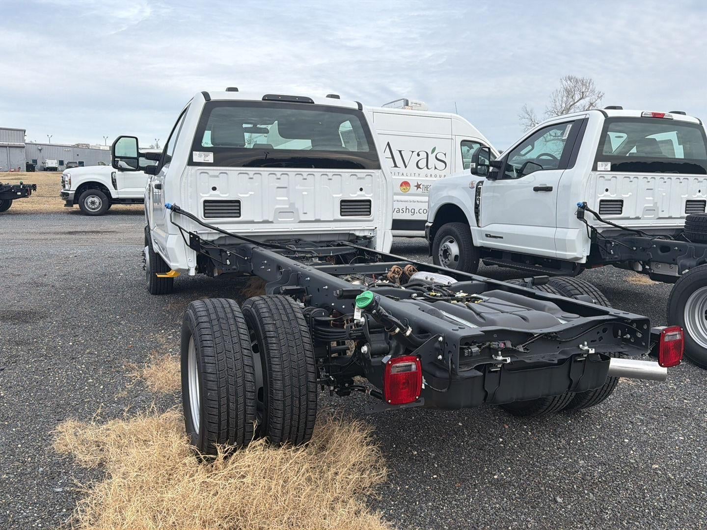 2026 Ford Super Duty F-350 DRW XL CHASSIS ONLY