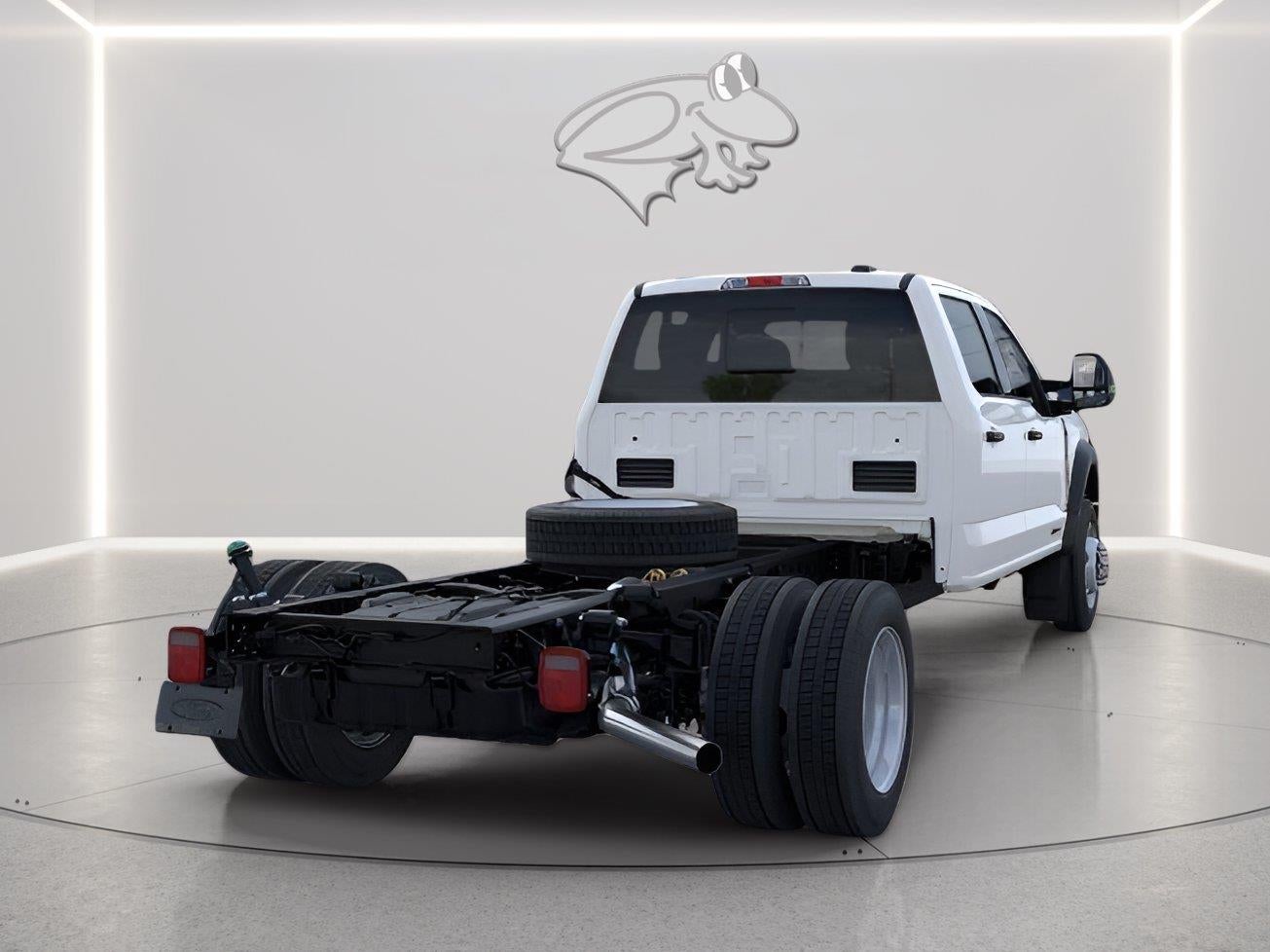 2026 Ford Super Duty F-550 Drw XL