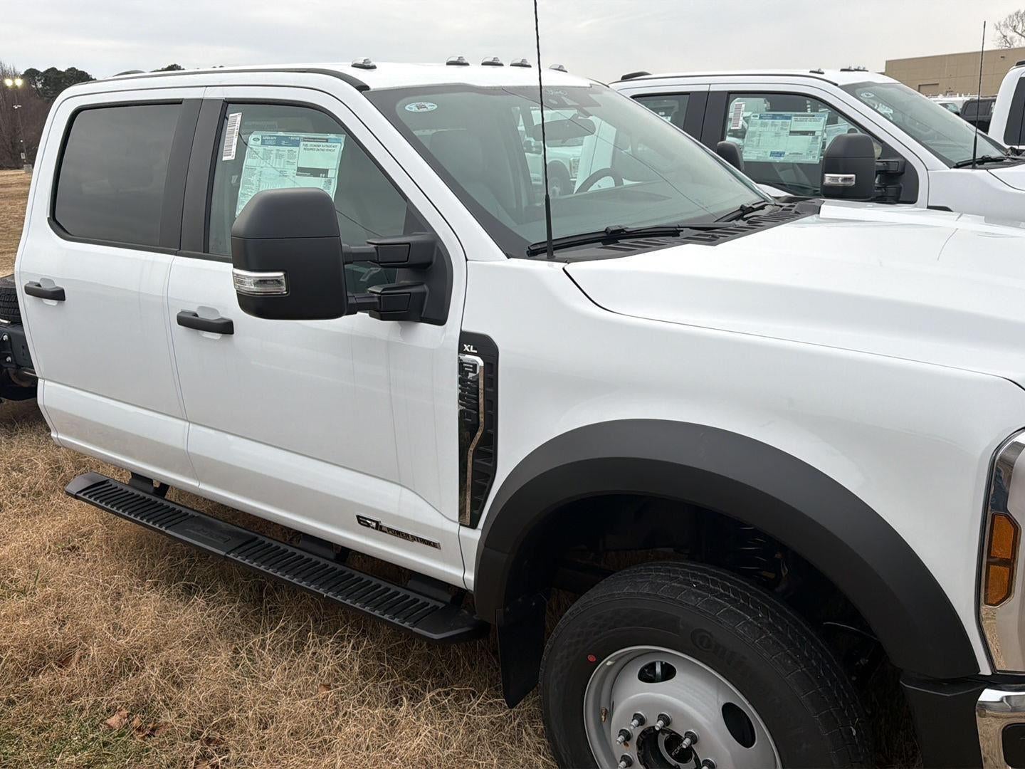 2026 Ford Super Duty F-550 DRW XL CHASSIS ONLY