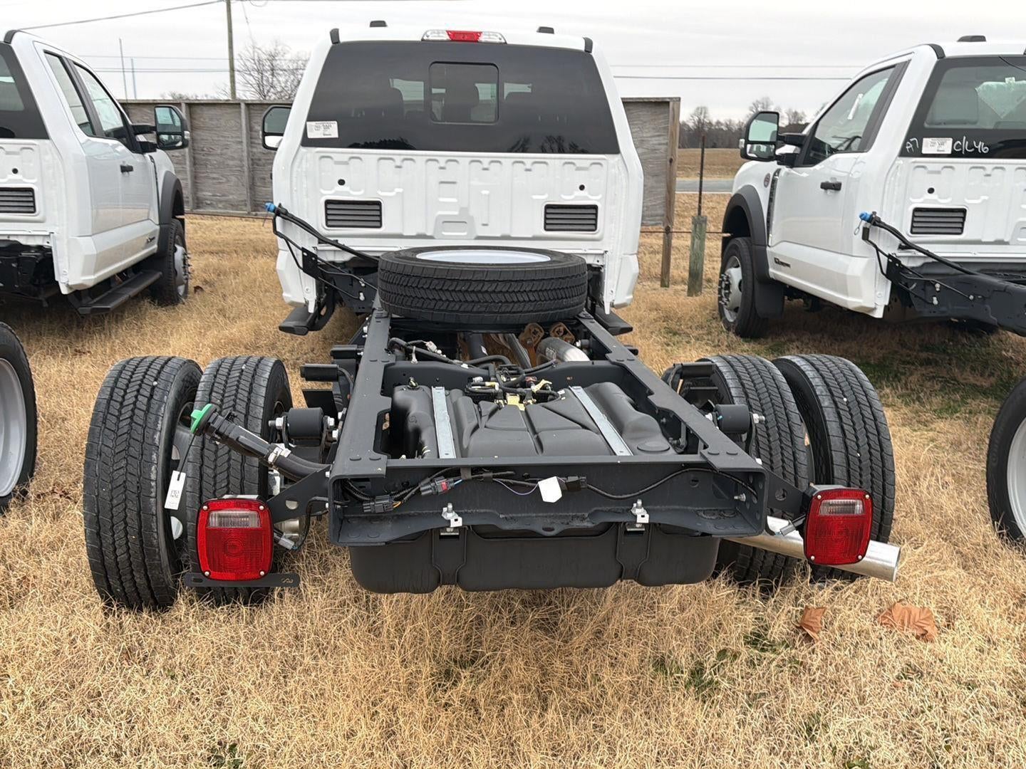 2026 Ford Super Duty F-550 DRW XL CHASSIS ONLY