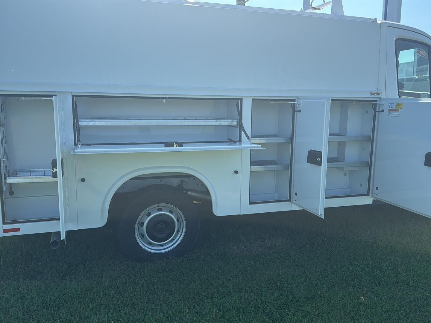 2024 Ford Transit Cutaway T350