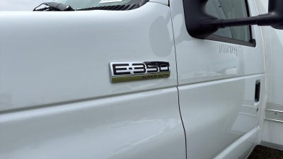 2027 Ford E-Series Cutaway Base