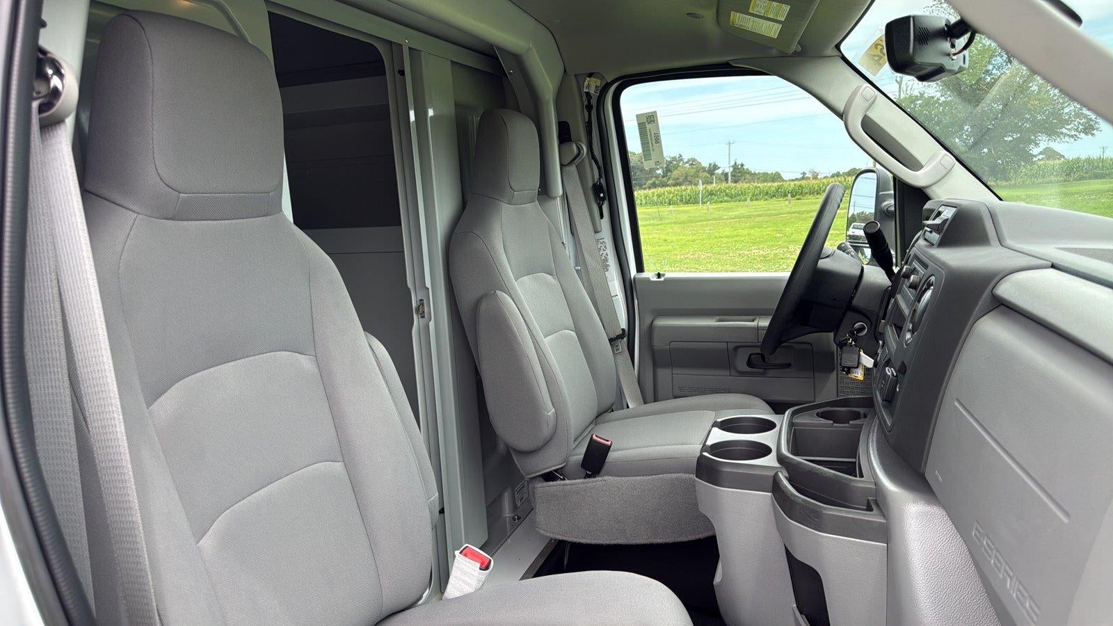 2026 Ford E-Series Cutaway 12' KNAPHEIDE SRW KUV BODY