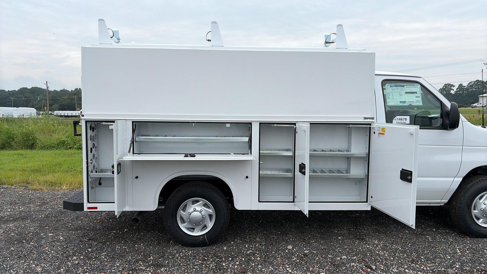 2027 Ford E-Series Cutaway 10' KNAPHEIDE KUV MID ROOF ENCLOSED SERVICE BODY, CLASS V HITCH, 3 BOW LADDER RACKS, MASTER LOCK SYSTEM