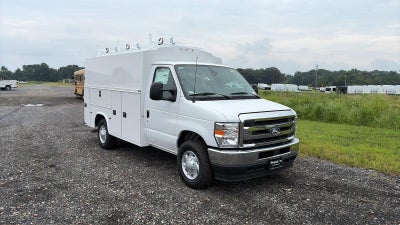2027 Ford E-Series Cutaway 10' KNAPHEIDE KUV MID ROOF ENCLOSED SERVICE BODY, CLASS V HITCH, 3 BOW LADDER RACKS, MASTER LOCK SYSTEM