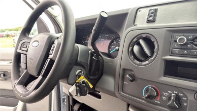 2027 Ford E305t E-350 SRW