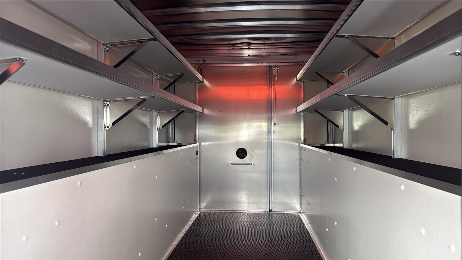 2027 Ford E305t E-350 SRW