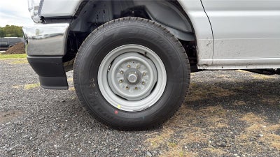 2027 Ford E305t E-350 SRW