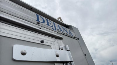 2027 Ford E305t E-350 SRW