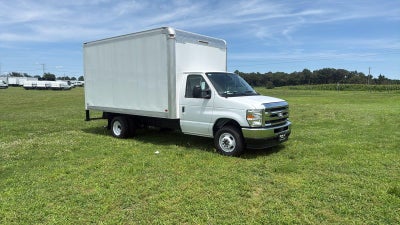 2027 Ford E-Series Cutaway Base