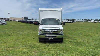 2027 Ford E-Series Cutaway Base