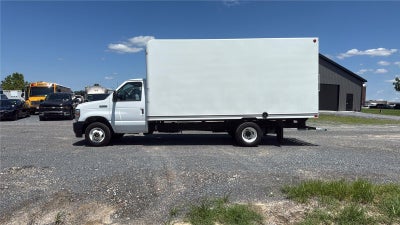 2024 Ford E-Series Cutaway Base