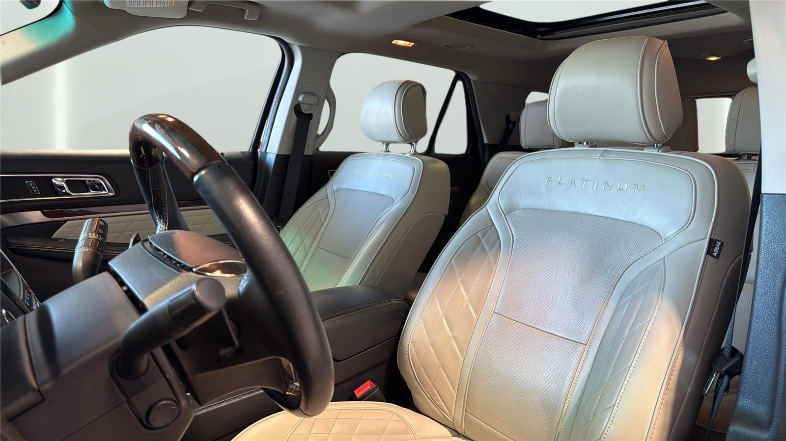 2016 Ford Explorer Platinum