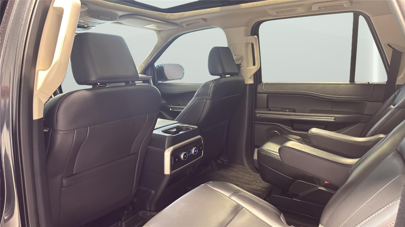 2022 Ford Expedition Max XLT