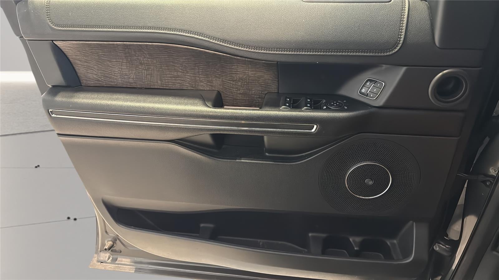 2020 Ford Expedition Limi