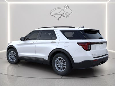 2026 Ford Explorer Xlt