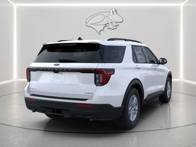 2026 Ford Explorer Xlt