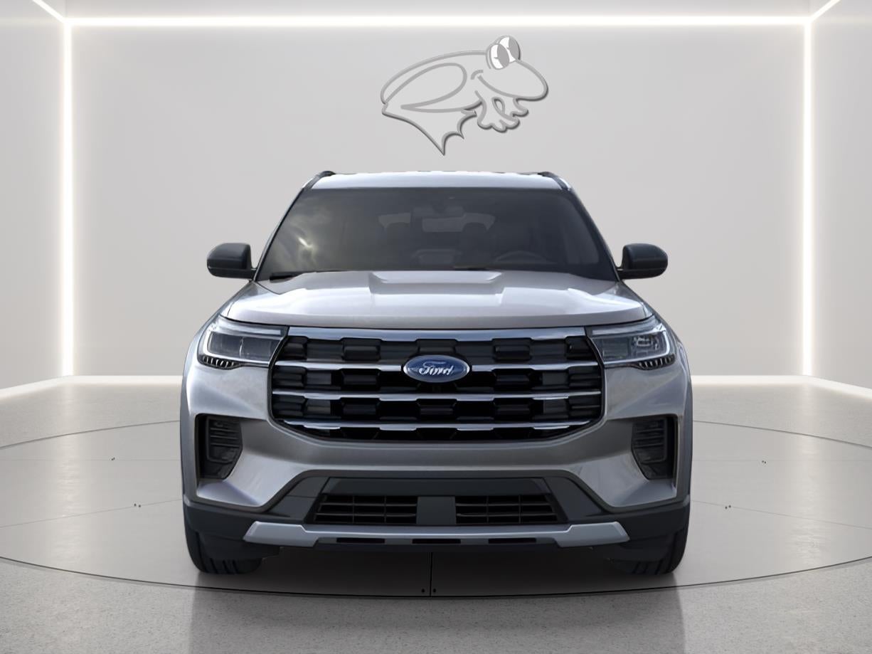 2026 Ford Explorer Xlt
