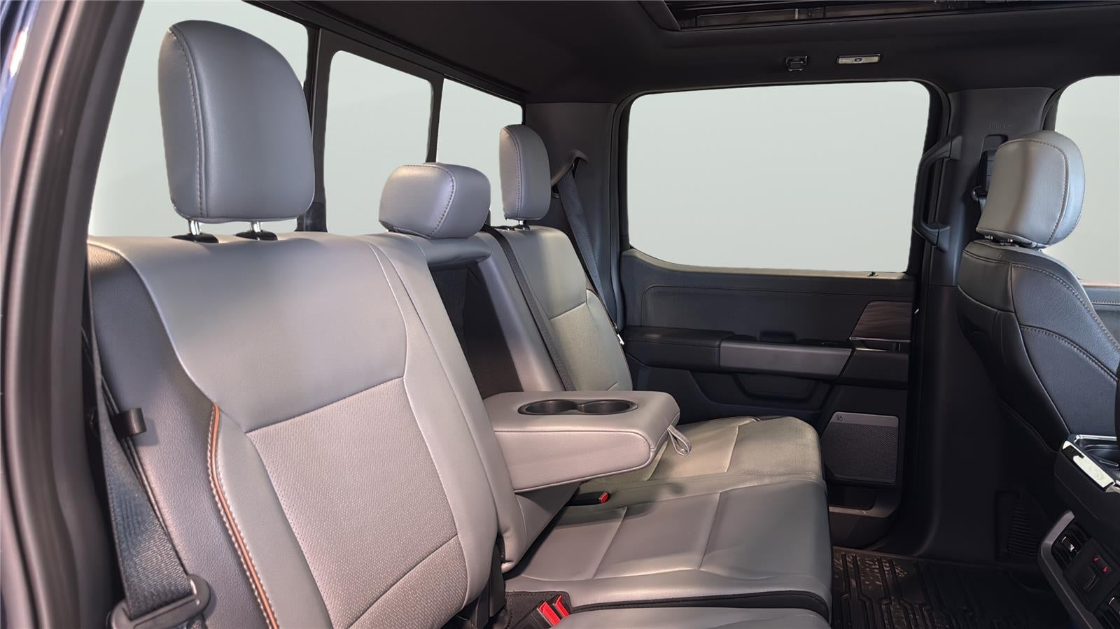 2024 Ford F-150 Lightning LARIAT