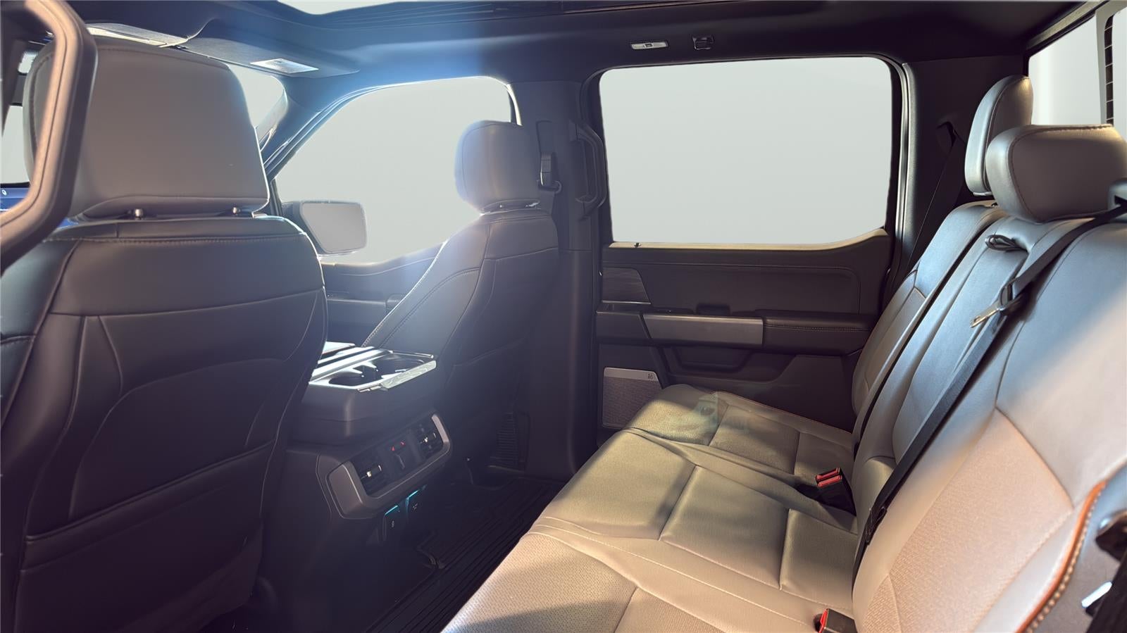 2024 Ford F-150 Lightning LARIAT