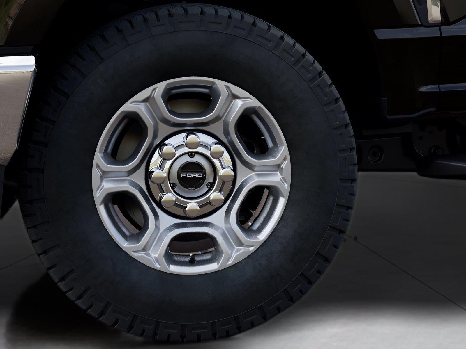 2027 Ford Super Duty F-250 XLT