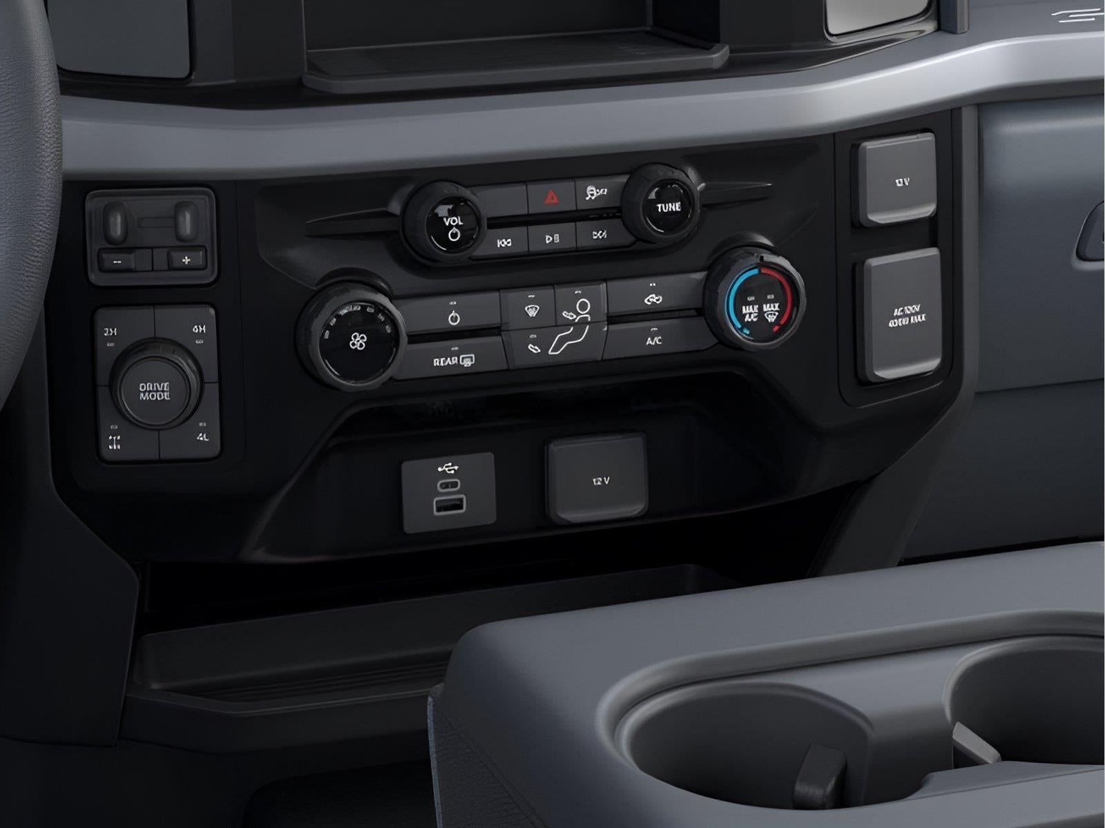 2026 Ford Super Duty F-250 XLT