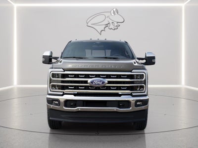 2027 Ford Super Duty F-350 Lariat