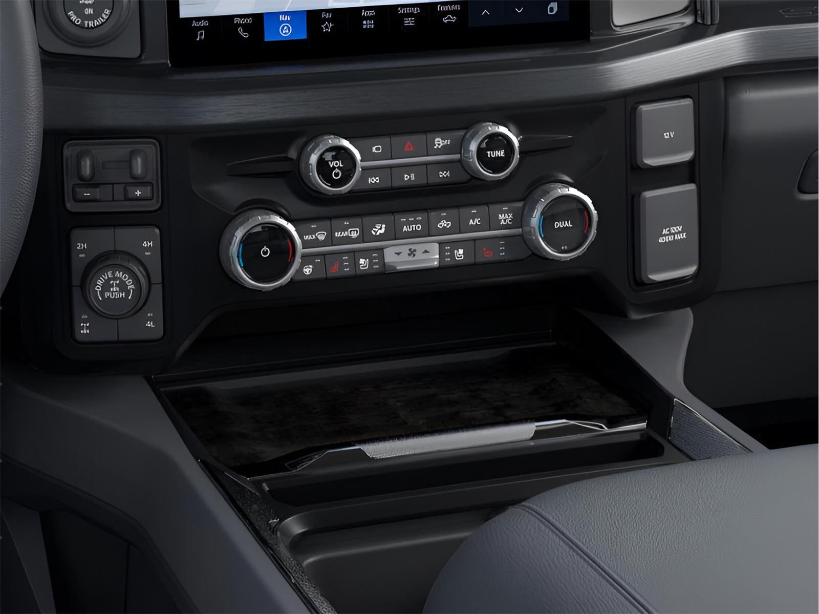 2026 Ford Super Duty F-350 XLT