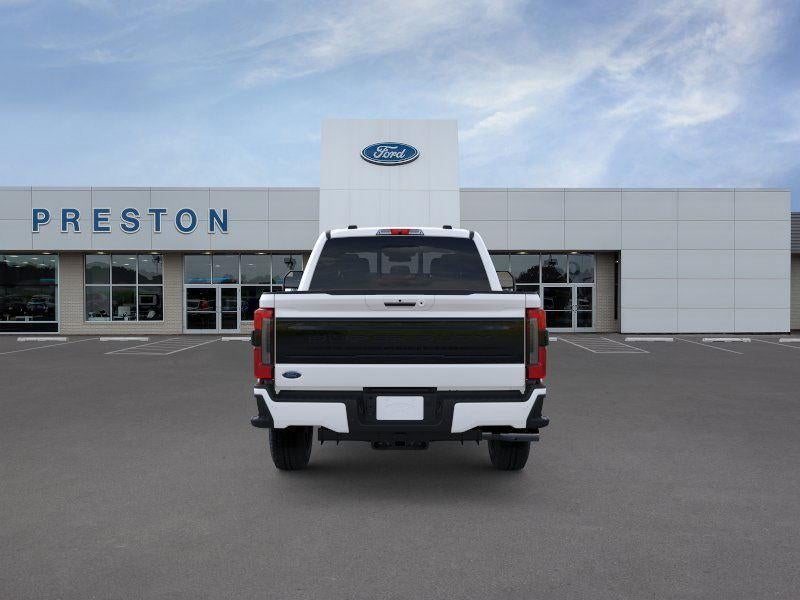 2025 Ford Super Duty F-350 Platinum