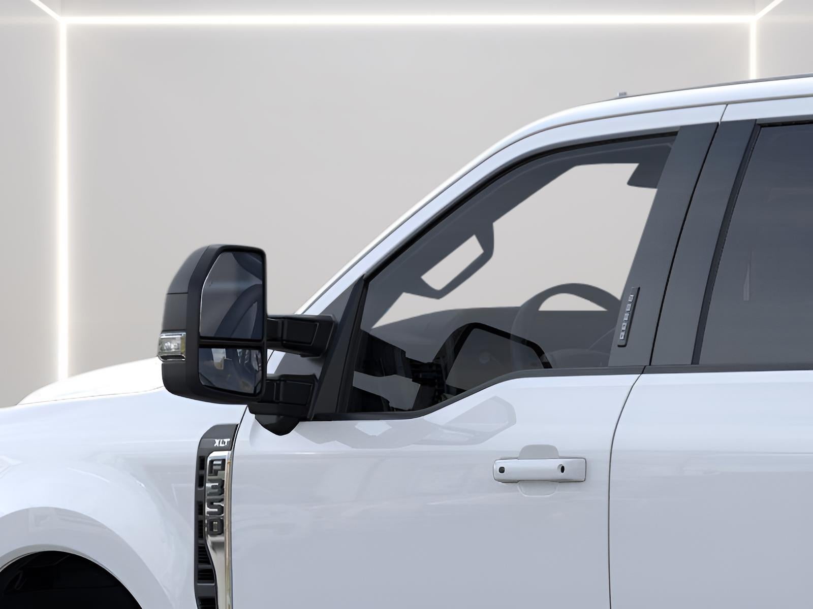 2026 Ford Super Duty F-350 SRW XLT