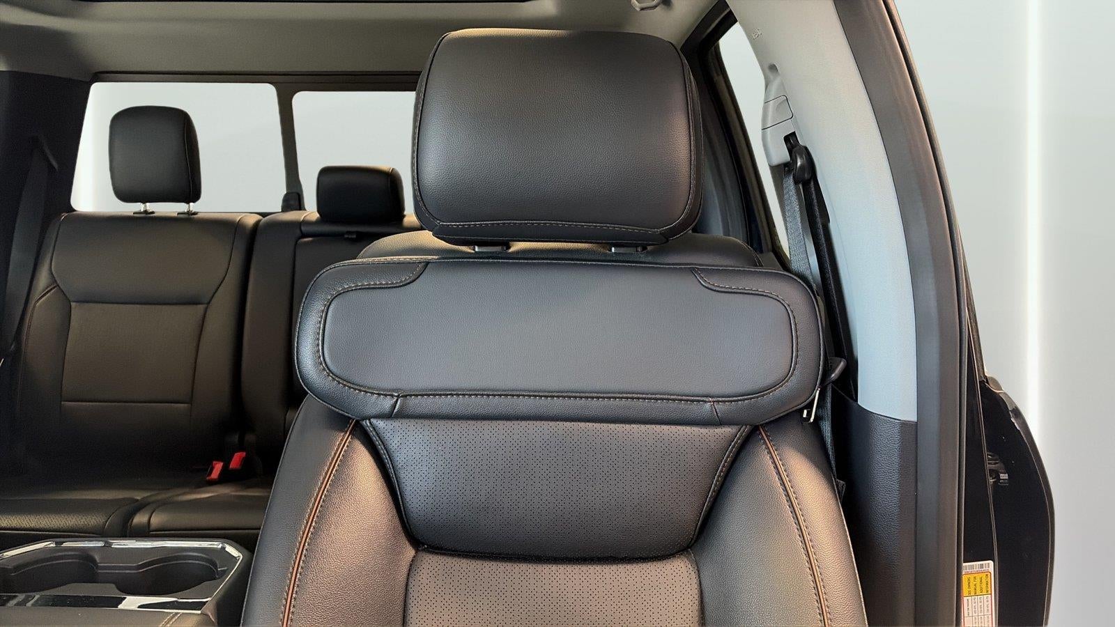 2025 Ford Super Duty F-350 Lariat